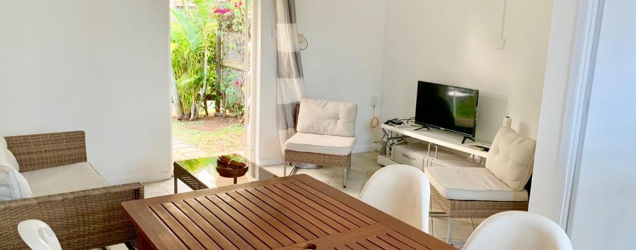 Beachfront 2 Bedroom-house - Tilacaze छुट्टी का घर