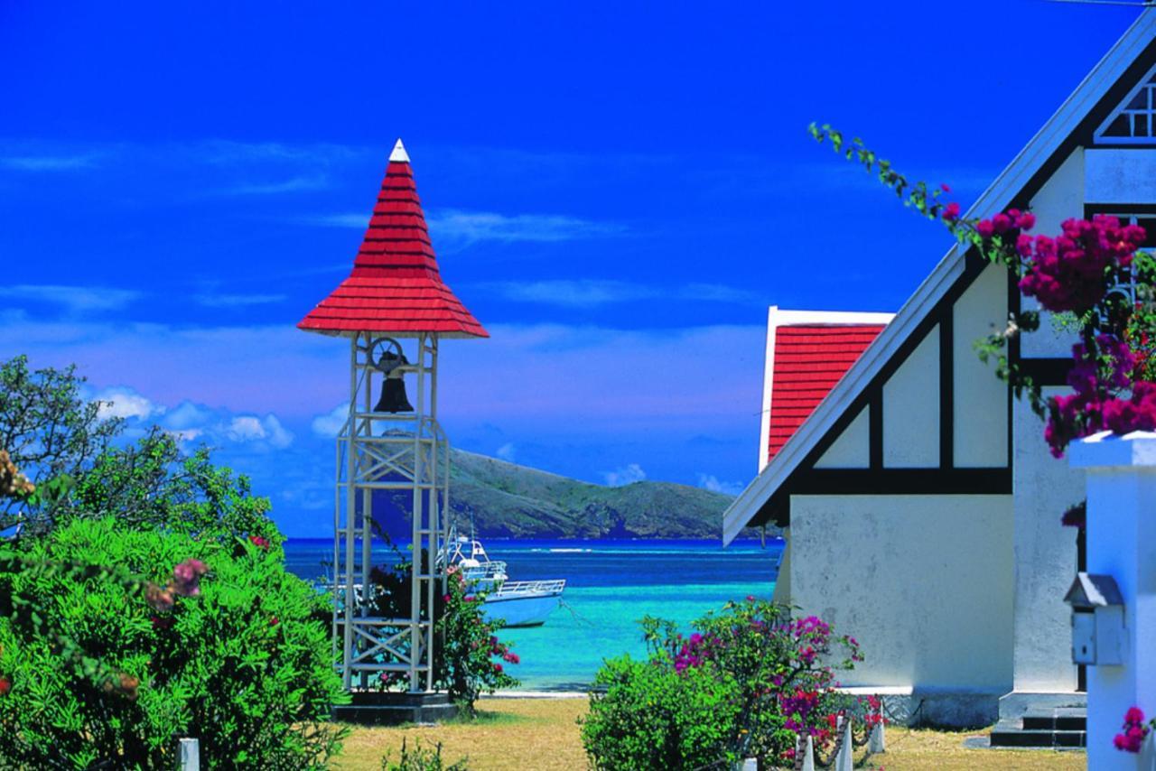 Beachfront 2 Bedroom-house - Tilacaze छुट्टी का घर Flic en Flac